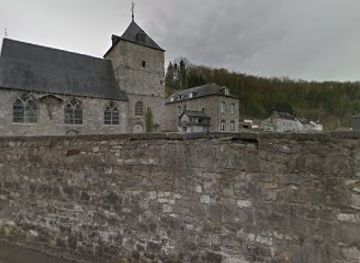 belgium/namur/landmark/cimetiere-de-lives-sur-meuse