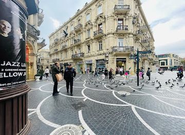 azerbaijan/baku/nizami-street/landmark/liberty-square-baku