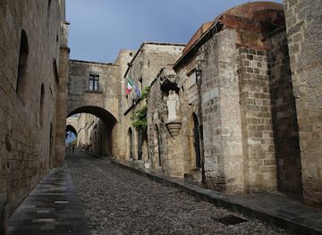 greece/rhodes/rhodes-old-town/landmark/street-of-the-knights-of-rhodes