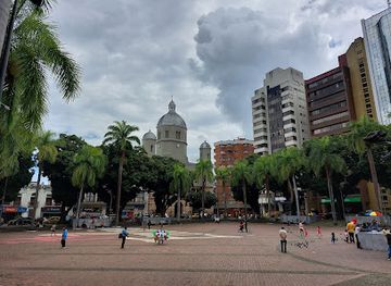 colombia/pereira/landmark/bolivar-plaza-pereira