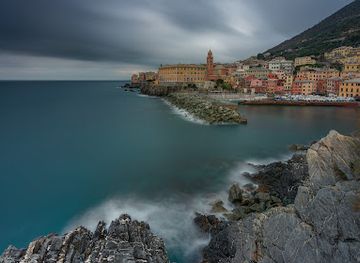 italy/genoa/landmark/walk-anita-garibaldi