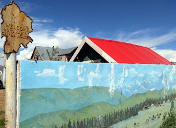 mongolia/lake-khovsgol/landmark/saraa-s-guesthouse-tourguide