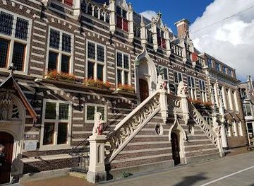 netherlands/amsterdam/landmark/alkmaar-city-hall