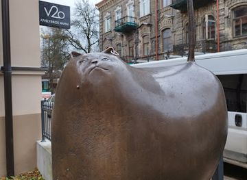 lithuania/vilnius/uzupis/landmark/uzupis-cat