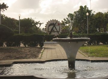 mozambique/inhambane/landmark/praca-dos-trabalhadores