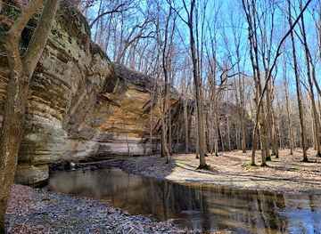 illinois/starved-rock-state-park/landmark/illinois-canyon