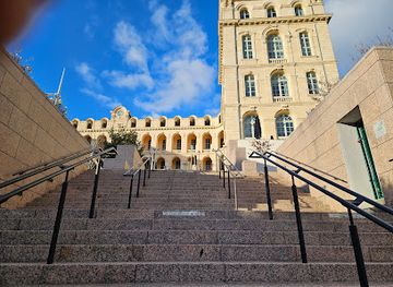 france/marseille/vieux-port/landmark/memorial-de-la-deportation-de-l-internement-et-de-la-resistance