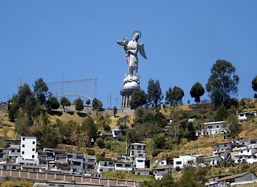 ecuador/oriente/landmark/virgin-of-the-panecillo