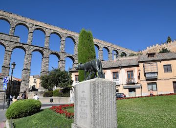 spain/segovia/landmark/loba-capitolina