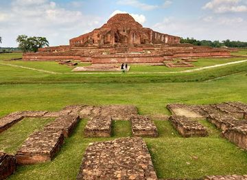 bangladesh/western-bengal/landmark/sompur-mahavihara