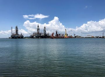 texas/galveston/landmark/ocean-star-offshore-drilling-rig-and-museum