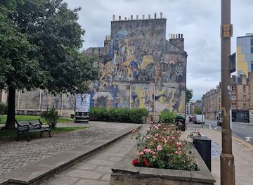 united-kingdom/edinburgh/leith/landmark/the-leith-mural