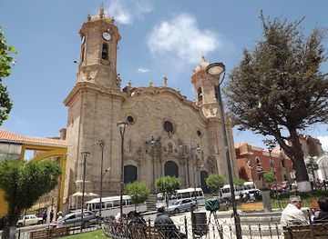 bolivia/potosi/plaza-10-de-noviembre/landmark/plaza-central