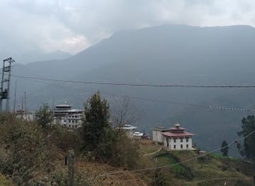 bhutan/trongsa-district/landmark/trongsa