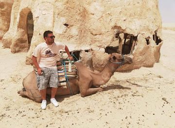 tunisia/tunisian-sahara/landmark/alla-scoperta-della-tunisia-con-la-guida-hatem