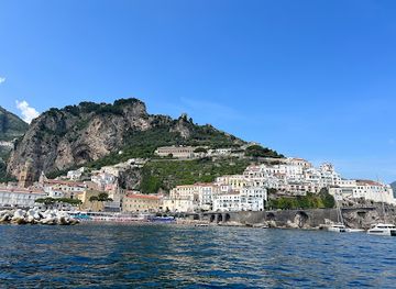 italy/campania/landmark/exclusive-cruises