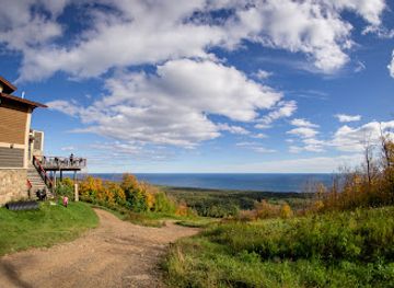 minnesota/lutsen-mountains/landmark/summit-chalet-at-lutsen-mountains