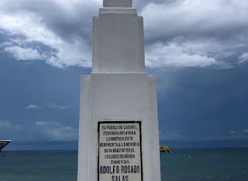 mexico/cozumel/landmark/dr-adolfo-rosado-salas-monument