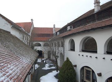 hungary/pecs/landmark/city-history-museum