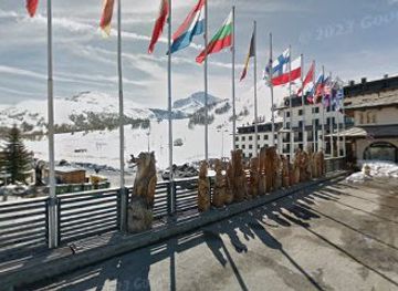 italy/sestriere/landmark/marmotta-di-sestriere