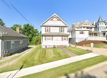 ohio/amish-country/landmark/millersburg-glass-museum