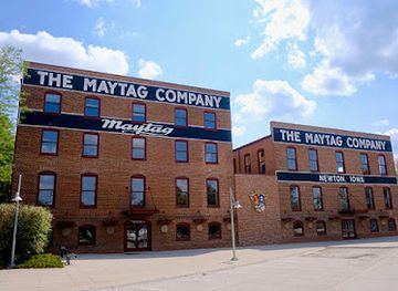 iowa/newton/landmark/legacy-plaza