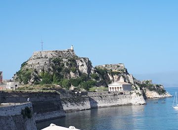 greece/corfu/landmark/spianada-square