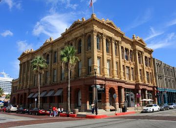 texas/galveston/landmark/historic-downtown-strand-seaport-partnership