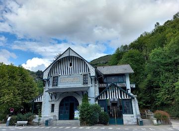 france/lourdes/landmark/funiculaire-du-pic-du-jer