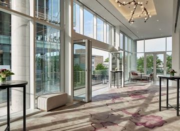 maryland/bethesda/landmark/marriott-bethesda-downtown-at-marriott-hq