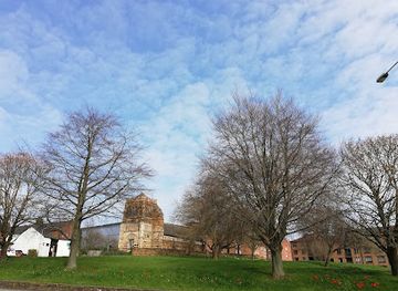 united-kingdom/northamptonshire/landmark/northampton-castle-postern-gate