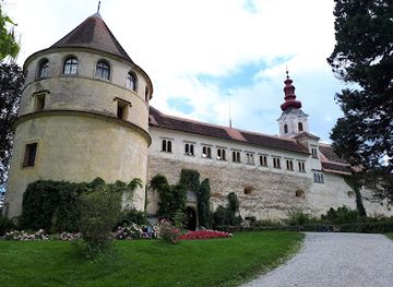 slovenia/styria/landmark/schloss-hollenegg