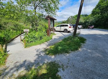 vermont/killington/landmark/thundering-brook-falls-trail-trailhead-parking