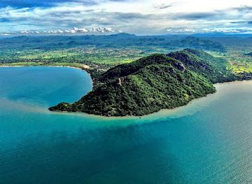 malawi/blantyre/landmark/the-adventure-s-feet-malawi