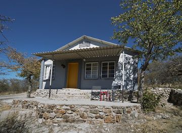 namibia/etosha-village/landmark/etosha-safari-camp-gondwana-collection-namibia