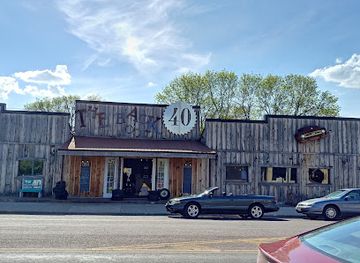 south-dakota/mitchell/landmark/the-back-40-taphouse-grill