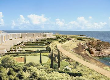 cyprus/konnoi-beach/landmark/periyiali-konnos-villas-beach-resort