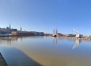 germany/lubeck/landmark/schwerlastkran