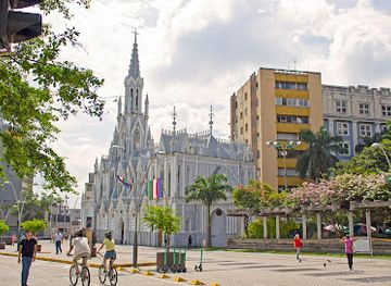 colombia/cali/landmark/valley-adventours