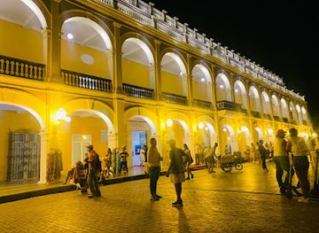 colombia/cartagena/landmark/ciudad-amurallada-de-noche