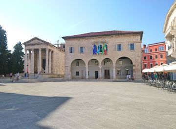 croatia/pula/landmark/mosaic-the-punishment-of-dirce