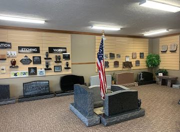 south-dakota/pierre/landmark/capital-city-monuments-sunburst-memorials