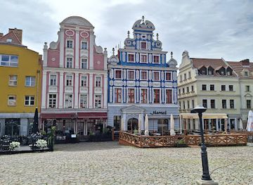 poland/szczecin-lagoon/landmark/harnas