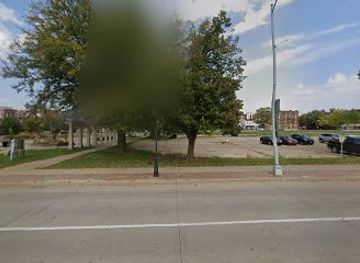 iowa/davenport/landmark/davenport-sign