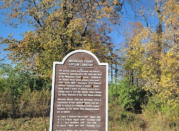 wisconsin/eastern-ridges-and-lowlands/landmark/psychiatric-hospital-cemetery