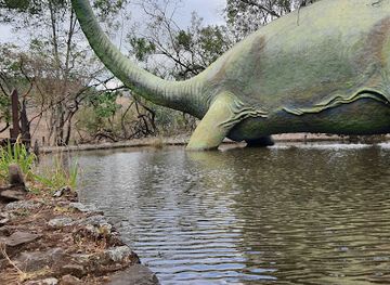 south-africa/lowveld/landmark/sudwala-dinosaur-park