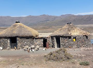 lesotho/berea/landmark/bellina-s-lesotho-village