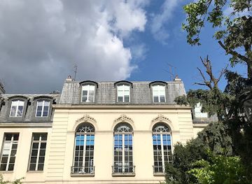 france/ile-de-france/landmark/ancien-chateau-des-ternes