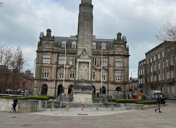 united-kingdom/north-west-england/landmark/harris-museum-art-gallery-library