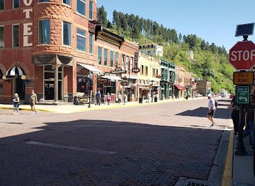 south-dakota/deadwood/landmark/oyster-bay
